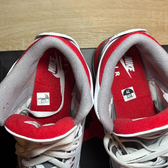 Jordan Retro 3 Fire Red GS 7 / Women’s 9 – Like New with Box - Picture 3 of 5